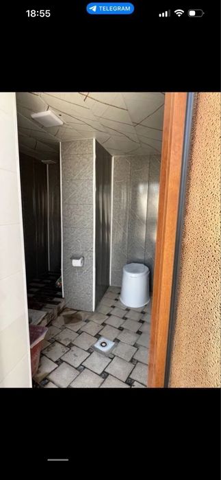 Srochna Qarshida hovli sotiladi Gaz svet suvi yaxshi