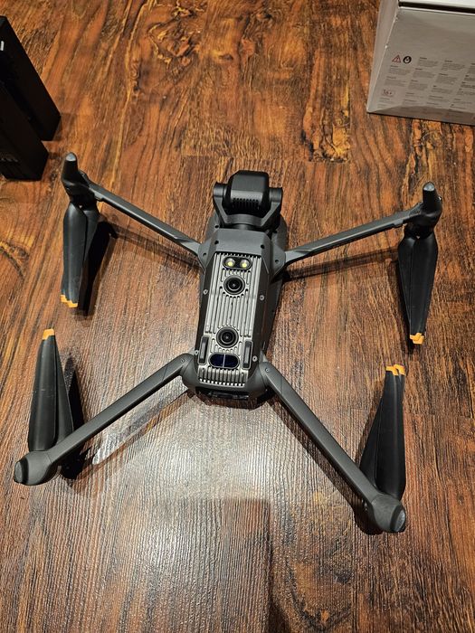 Мавик 3 , Mavic 3