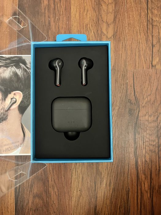 Безжични слушалки SoundCore Liberty Air 2