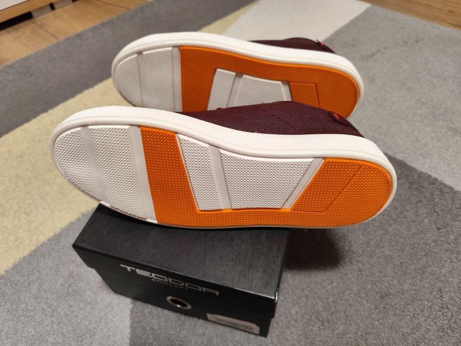 Мъжки сникърси Теодор, 44 номер