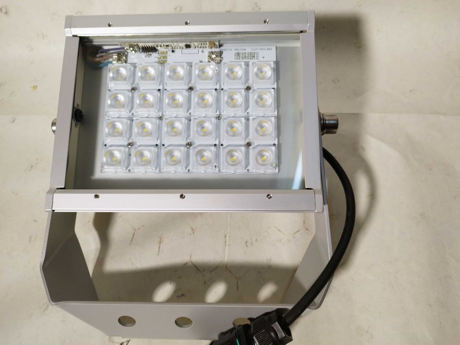 LED  Прожектор промишлен