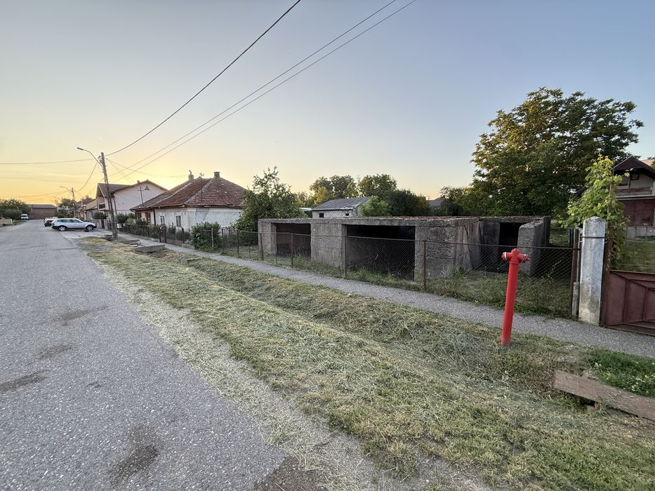 Ofer spre vanzare Teren intravilan 840 m2 ultracentral în Odoreu