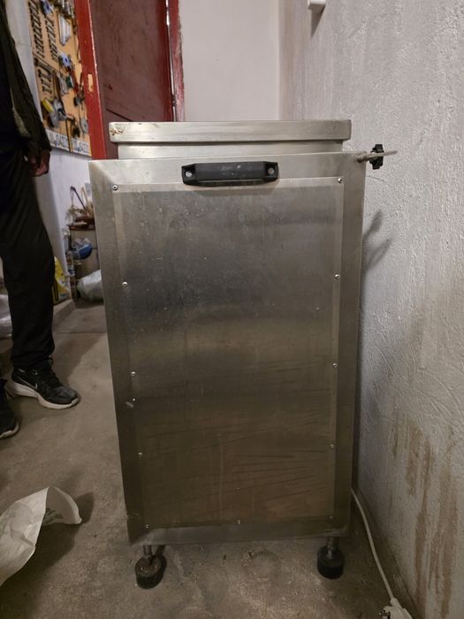 Тестомелачка! Като нова! Използвана два пъти!