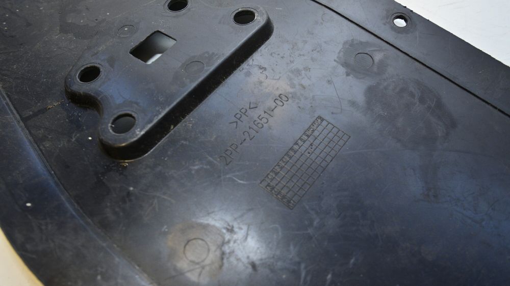 Plastic Interior Spate Undertail Yamaha MT09 / Tracer 2014 - 2024