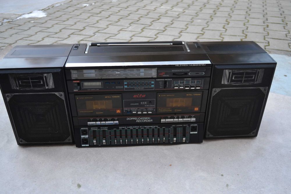 Casetofon Portabil Elta model 6940