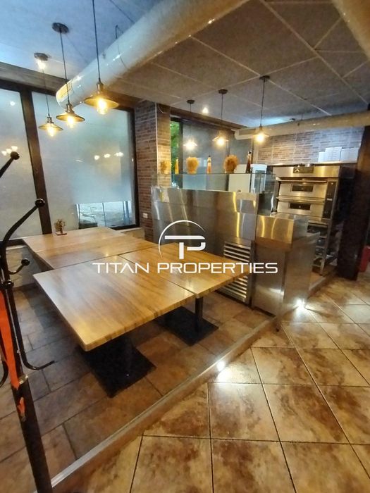 Продава се Заведение в Бургас, Възраждане - 271 кв.м за 1045 €/кв.м - Снимка #4