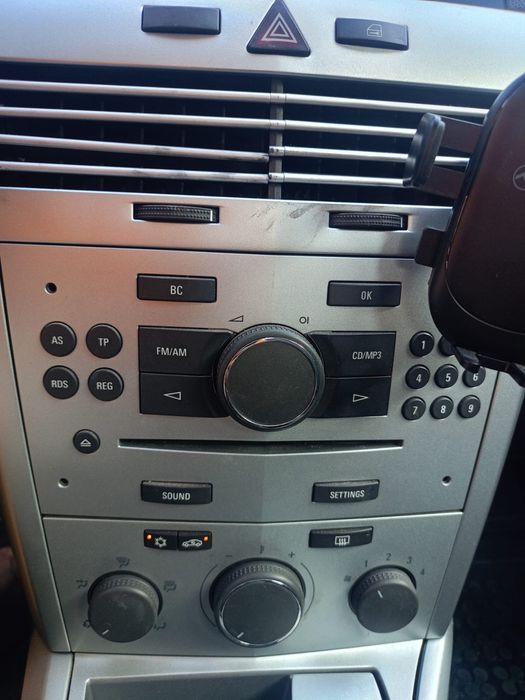 Opel Astra H 1.4 benzină + GPL