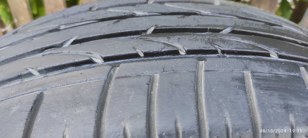 Гуми 16 цола BRIDGESTONE