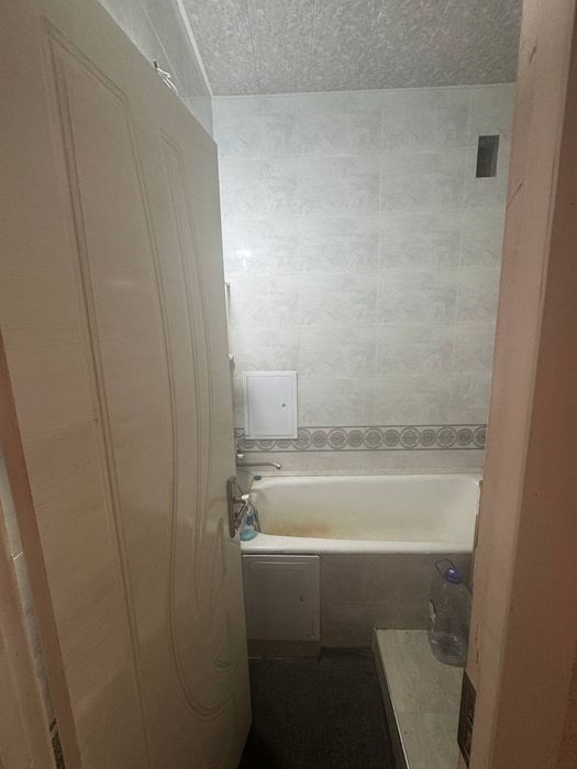 Uchtepa tumanida 2 xona 3 xona qilingan Kv sotiladi.