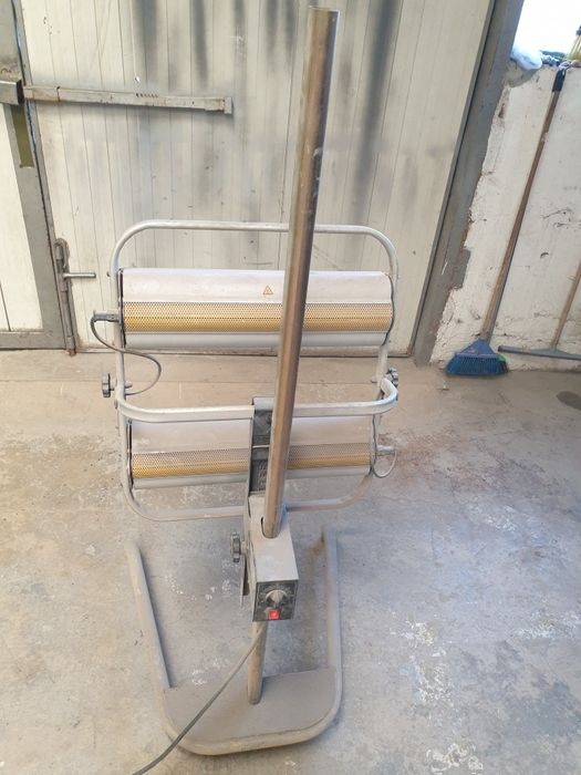 Lampa infrarosu                        .