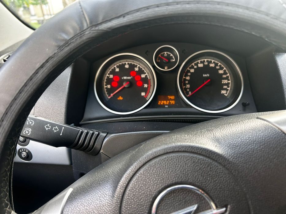 Autoturism Opel Astra