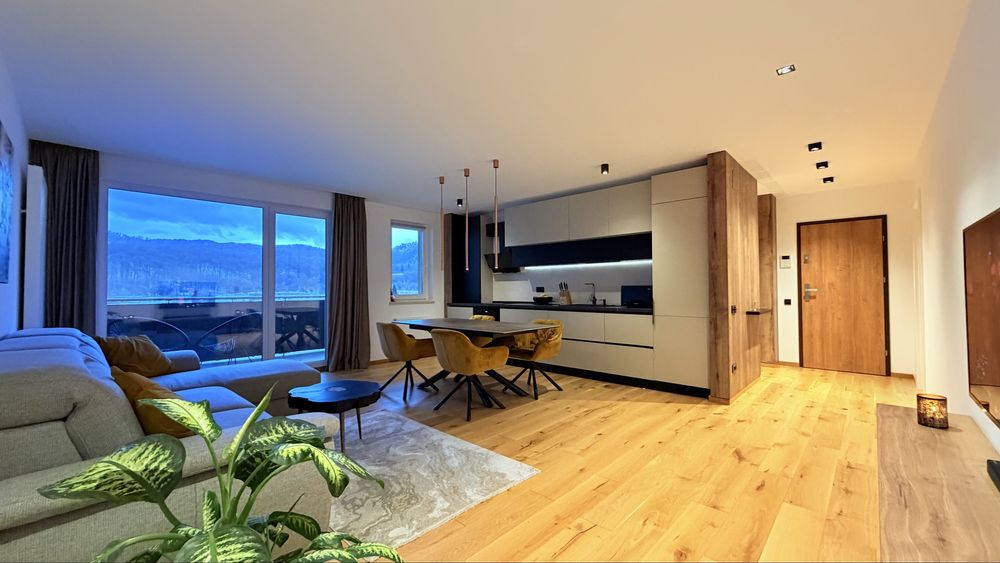 Vanzare Apartament 2 camere cu loc de parcare in complex Urban Plaza