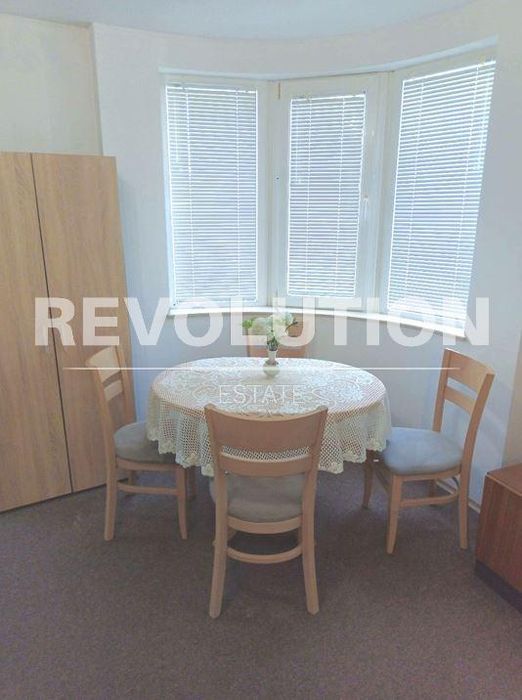 Дава се под наем Двустаен апартамент в Варна, Погреби - 70 кв.м за 400 € - Снимка #1