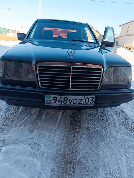 Мерседес 124Е.1994