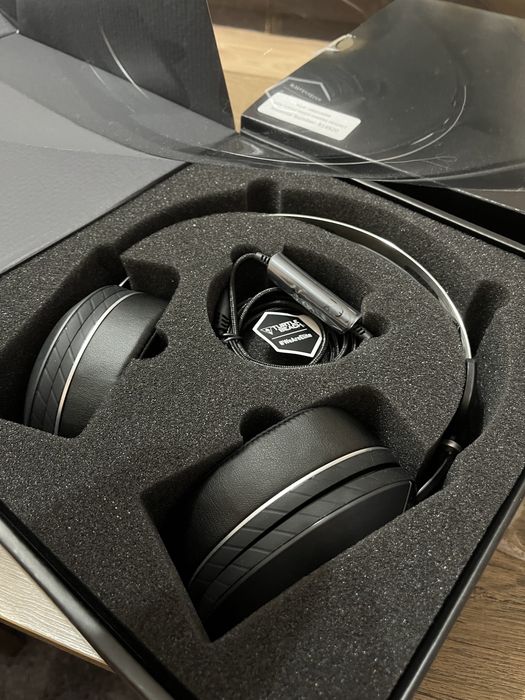 Слушалки ELITE