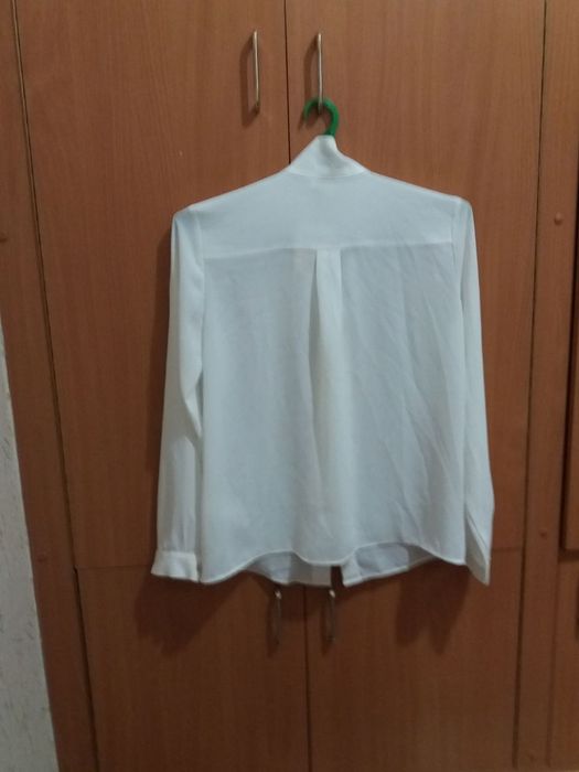 Блузка женская с длинным рукавом