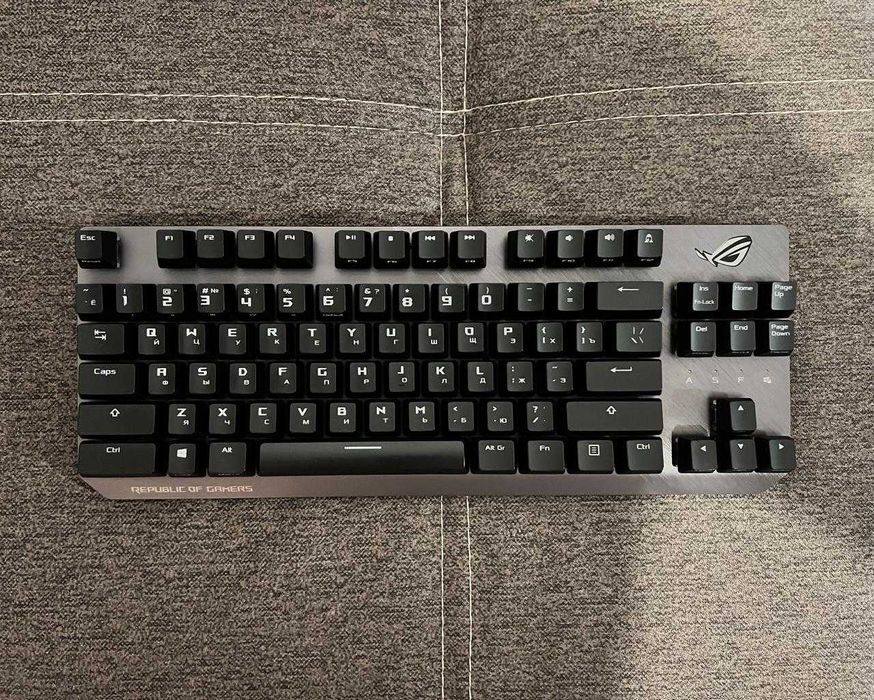 Продам клавиатуру ASUS