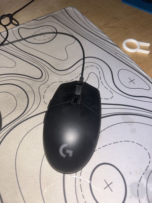 Продам мышку logitech g102