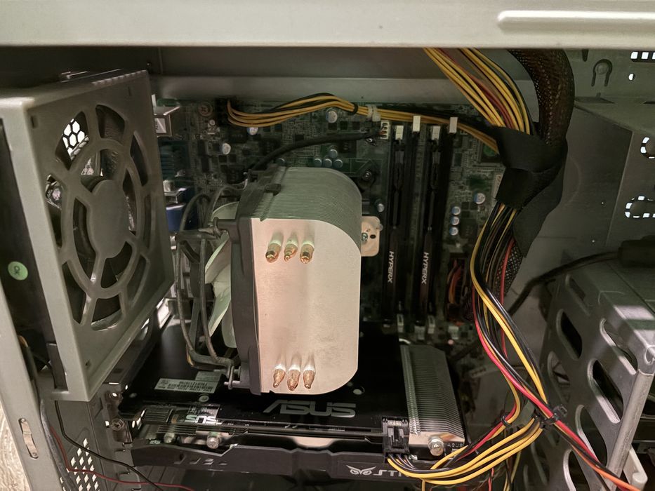 PC / Unit desktop - i5-2400 / 8GB RAM HyperX / GTX 960 2GB / Sursa Segotep 500W