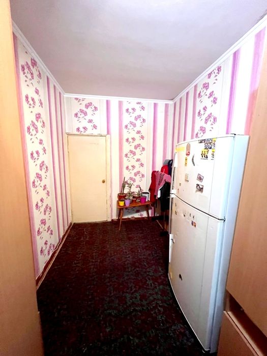 Продажа 2/4/4, Чиланзар 10, ориентир Ин. яз. 5 минут.