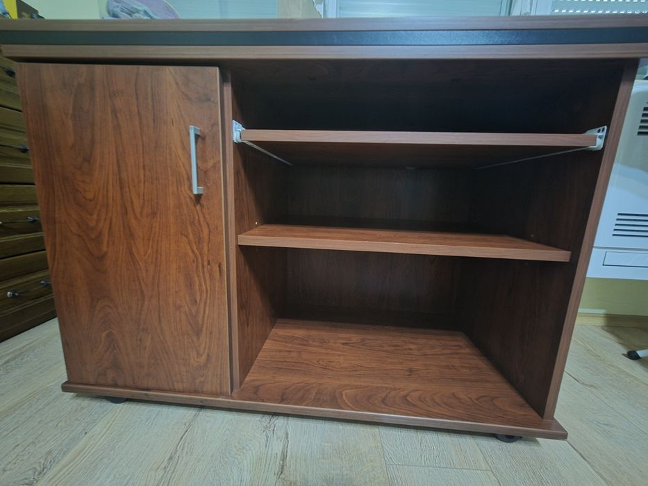 Бюро  ученическо