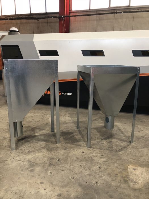 Бункер /бункери за пелети цената е 141 €  с ДДС