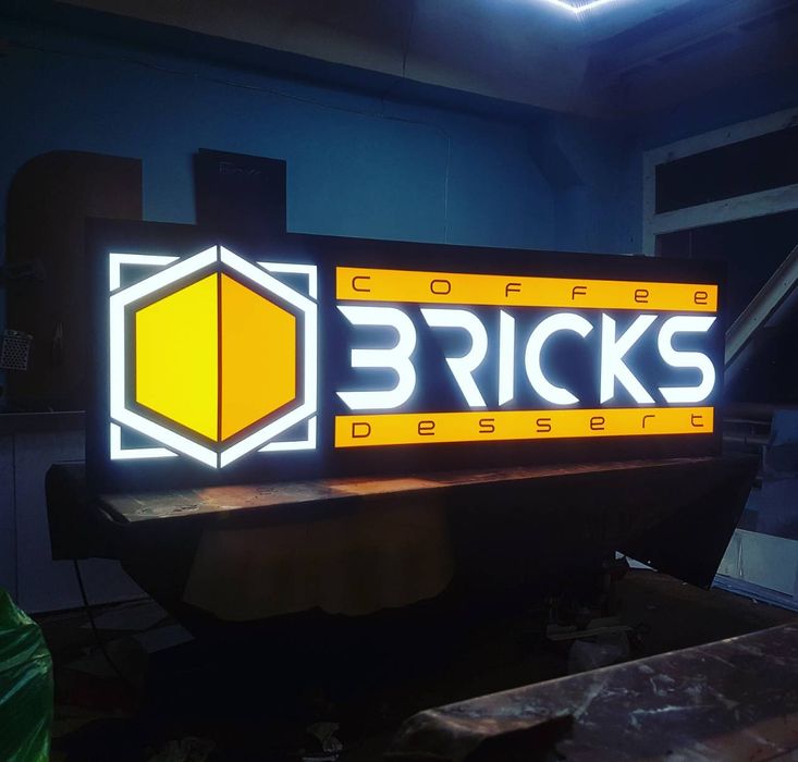 Реклама, ташқи ва ички реклама, билбоард, полиграфия.