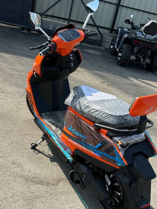 Электро скутер E4