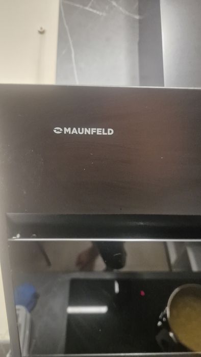 Продам вытяжку фирмы  MAUNFILD.