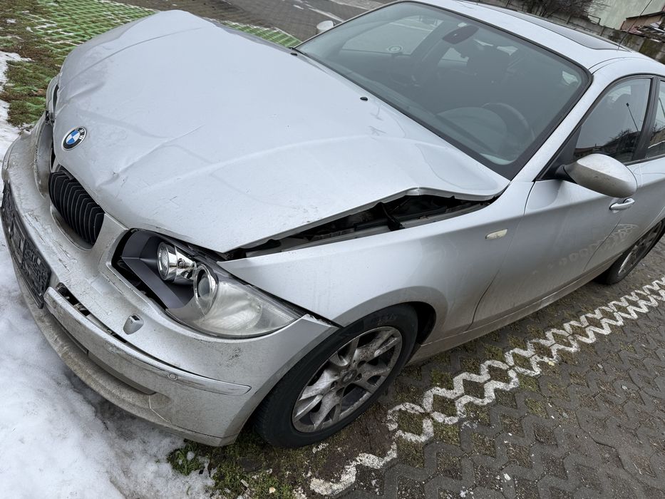 BMW avariat , motor functionabil, masina se poate deplasa,