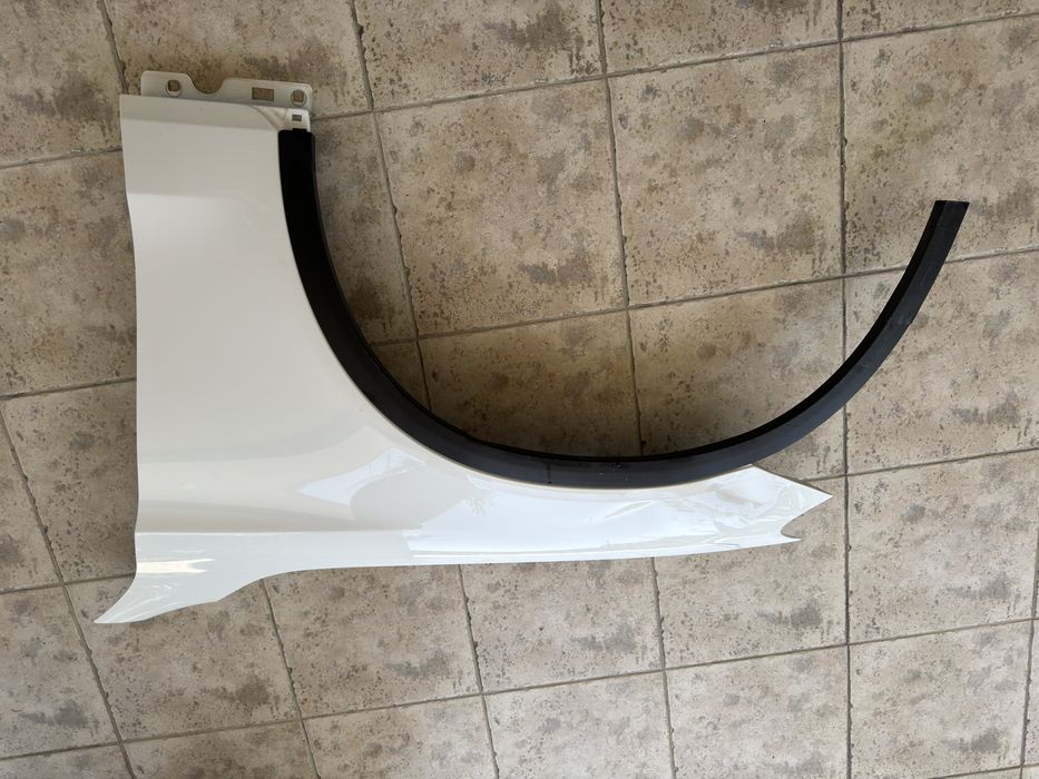 Калниник Ляв оригинал  (шфр) за Мерцедес ГЛЦ GLC 43 AMG 2018