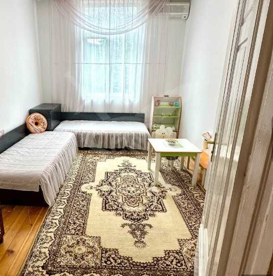 Дава се под наем Тристаен апартамент в Асеновград - 90 кв.м за 468.69 € - Снимка #4
