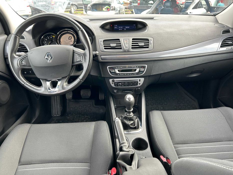 Vand Reanault Megane 1.2 Benzina