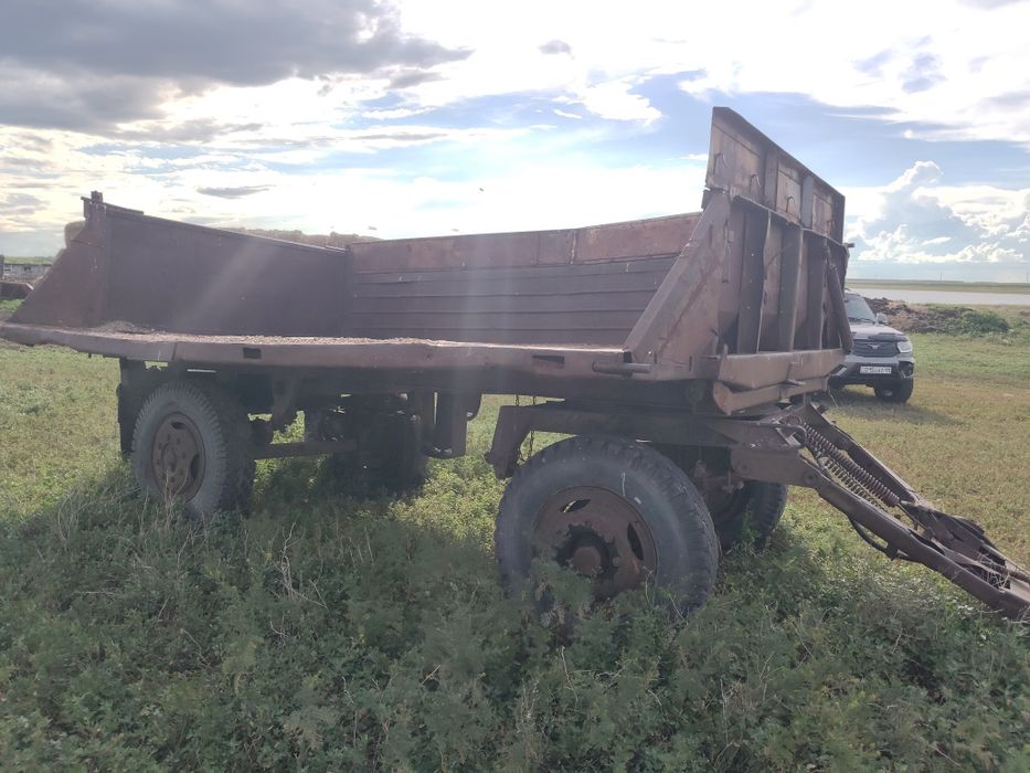 Продам  прицеп  зиловский