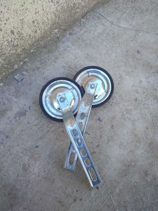 Bicicleta fetita 4-5 ani