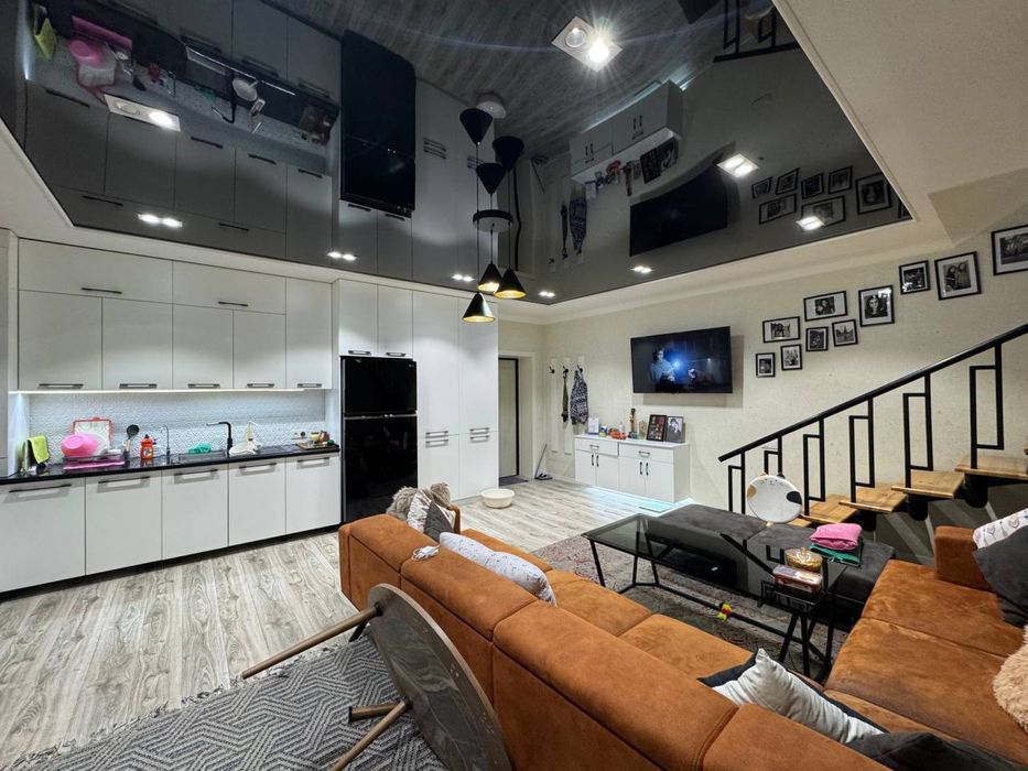 Продается Дюплекс. 97м2. Травматология.