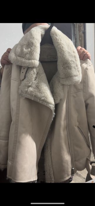 Меховая куртка.
