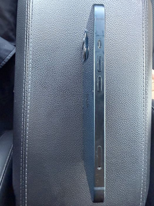 Iphone 13. 128gb