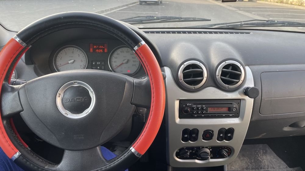 Dacia Logan MCV 2010 7 locuri