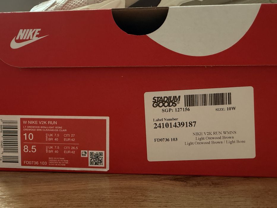 Кроссовки Nike V2K Run
