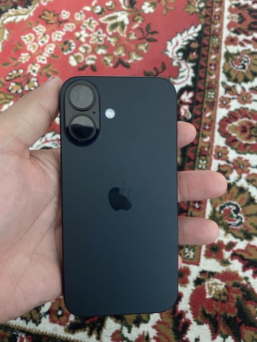 iPhone 16 black 128gb