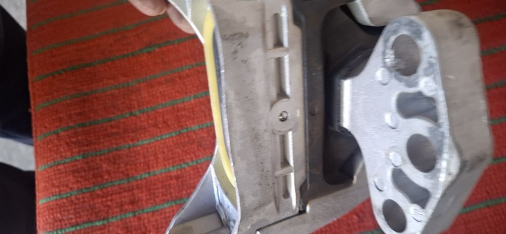 Orlando ung tomon padushkasi yangi bitta quyib yechilgan