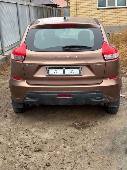 Автомобиль ВАЗ LADA (XRAY)