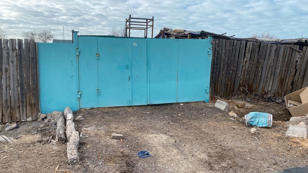 Продам ворота за 100