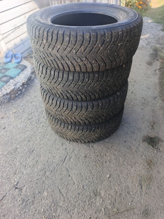 Продам зимние шины