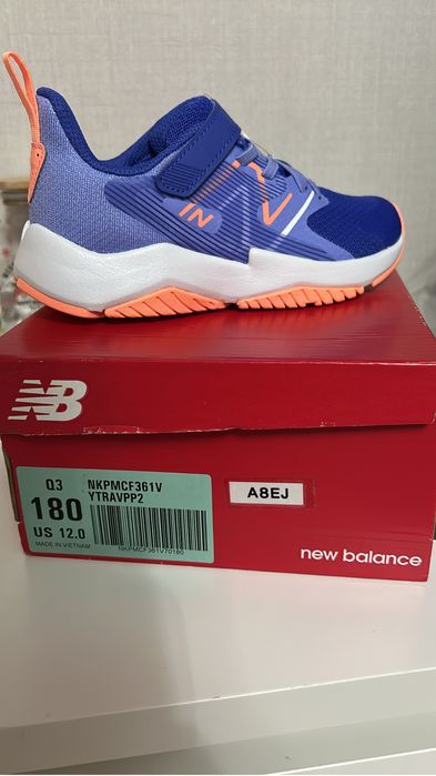 Продам кроссовки