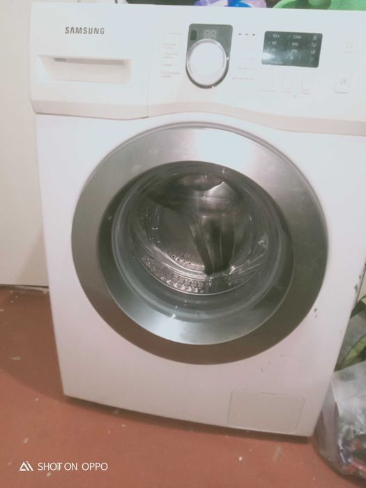 Стирил машинка,холодильник