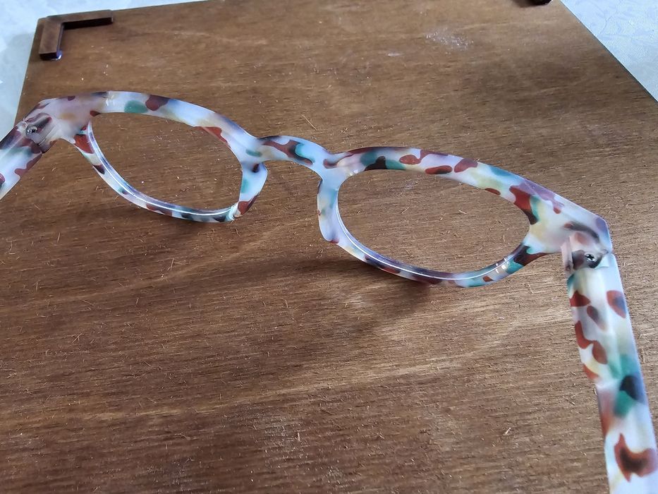 Продам оправу унисекс