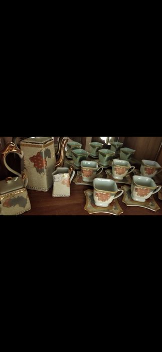 Maddona kamplekt sotiladi