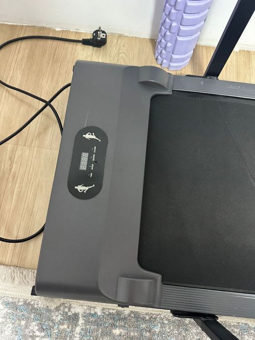 Беговая дорожка компактная